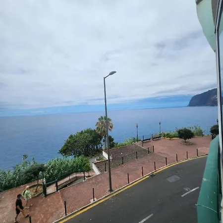 Apartment Blue Diamond-seaview & Free Park *