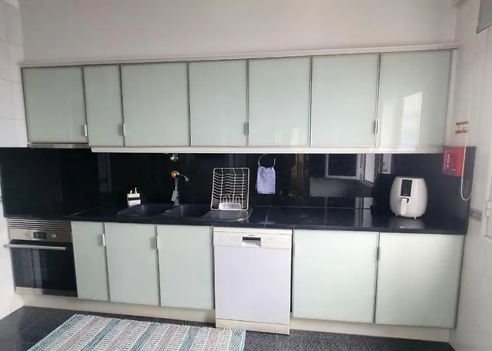 Blue Diamond-seaview & Free Park Apartment Funchal (Madeira)