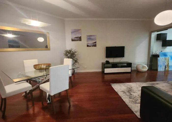 Apartment Blue Diamond-seaview & Free Park Funchal (Madeira)