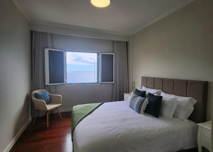Blue Diamond-seaview & Free Park