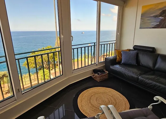 Blue Diamond-seaview & Free Park *